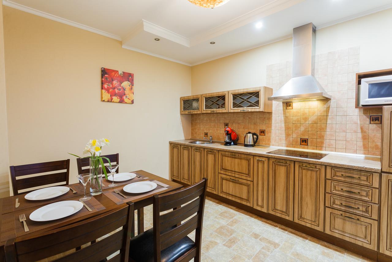 Apartment In Complex Korona On Knyazhyi Zaton 21 Kyiv Eksteriør billede